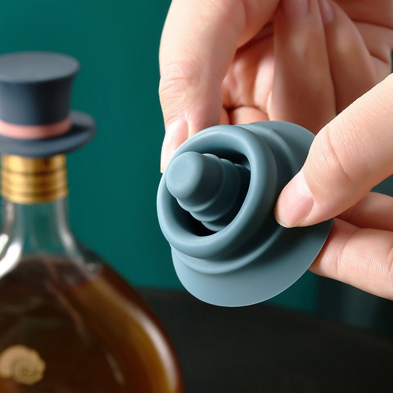 Rynx | Reusable Silicone Cylinder Hat Wine Stopper