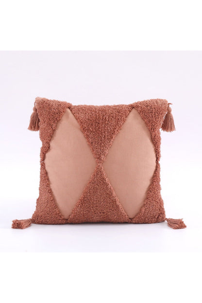 Rynx | tufted cushion cover