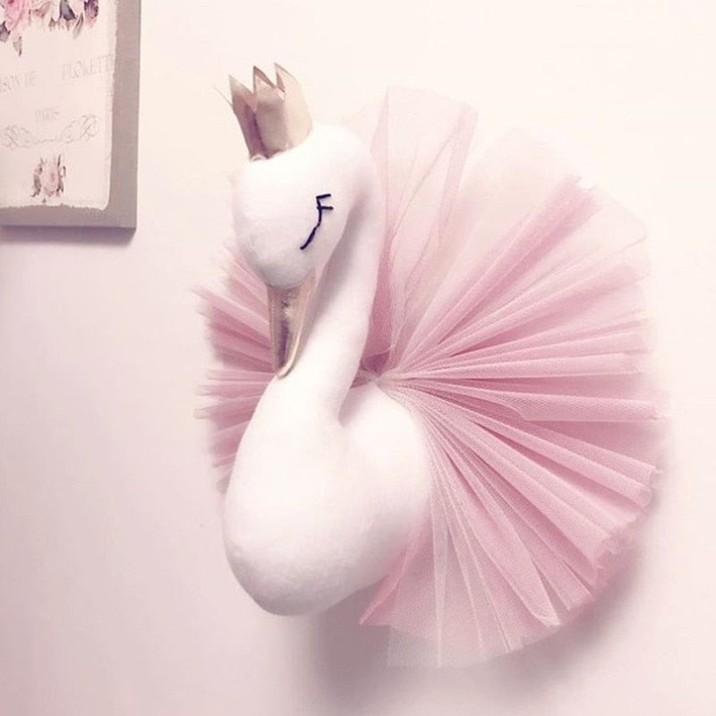 Rynx | Wall Hanging Elegance