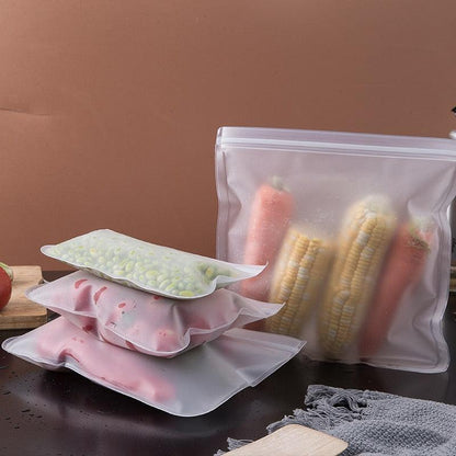 Rynx | Eco-friendly silicone food storage bags - Keep your food effortlessly fresh