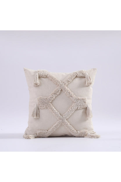 Rynx | tufted cushion cover