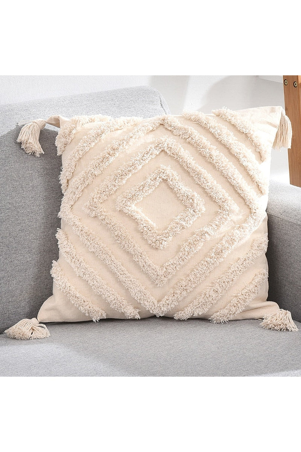 Rynx | tufted cushion cover