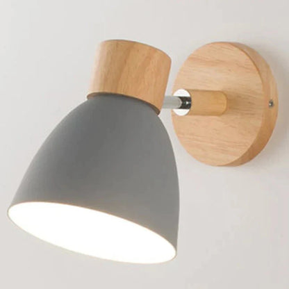 Rynx | Elegant wall application made of wood - modern and warm design