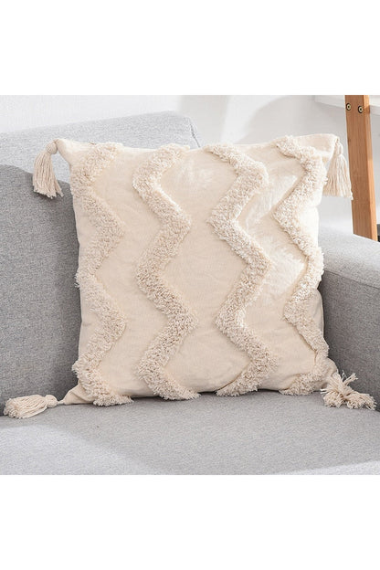 Rynx | tufted cushion cover