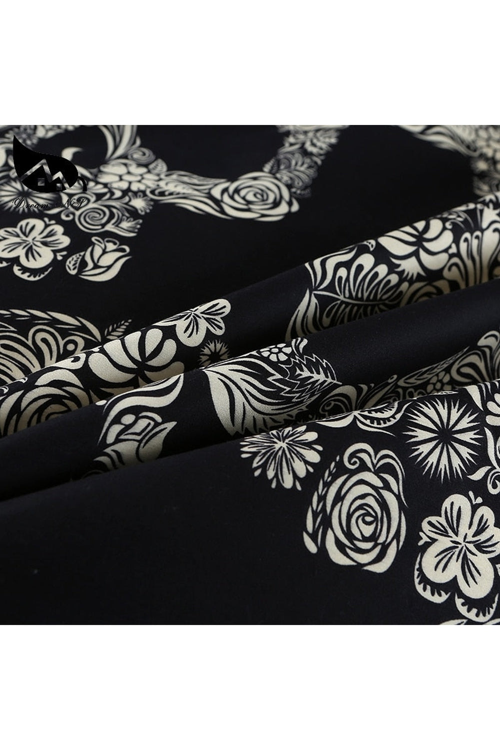 Rynx | Size Skull Themed Bedding Set