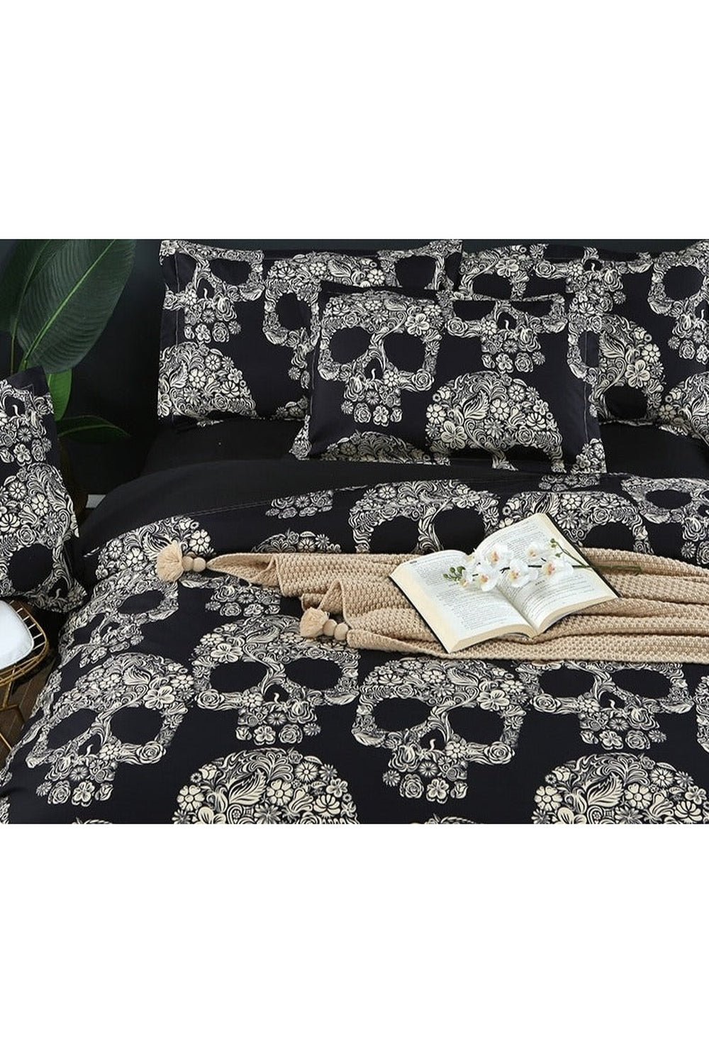 Rynx | Size Skull Themed Bedding Set
