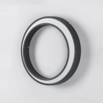 Rynx | Half Moon Outdoor Wall Lamp