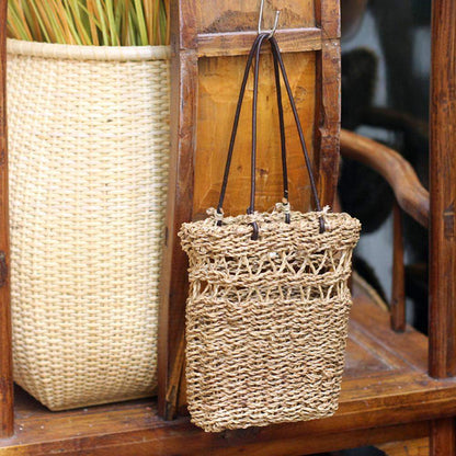 Rynx | Hand-Woven Seagrass Wall Hanging Flower Pot