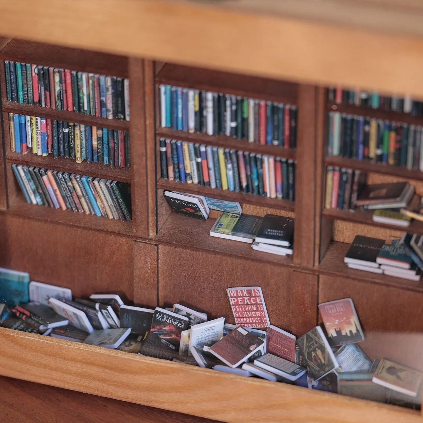 Rynx | Handmade Mini Wooden Shelf for Anxiety Relief