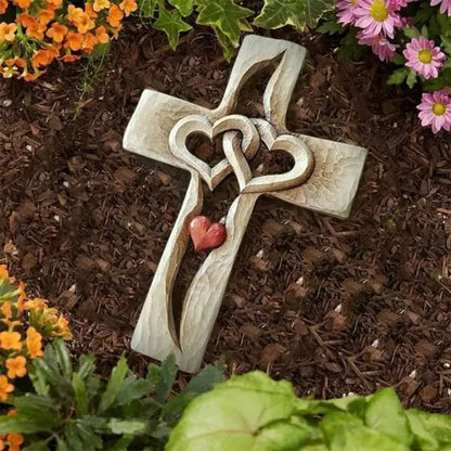 Rynx | Hand-carved wooden cross with intertwined hearts