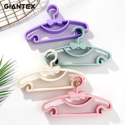 Rynx | Portable Kids Anti-Wrinkle Hanger Set for Travel-Ready Outfits