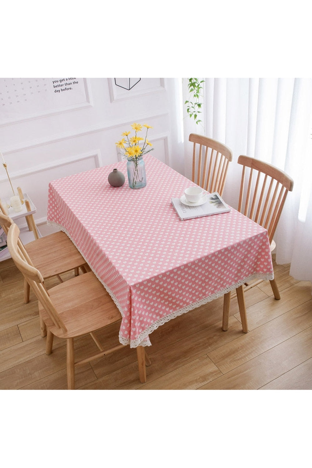 Rynx | Heart Pattern Tablecloth
