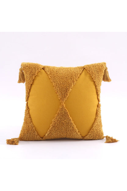 Rynx | tufted cushion cover