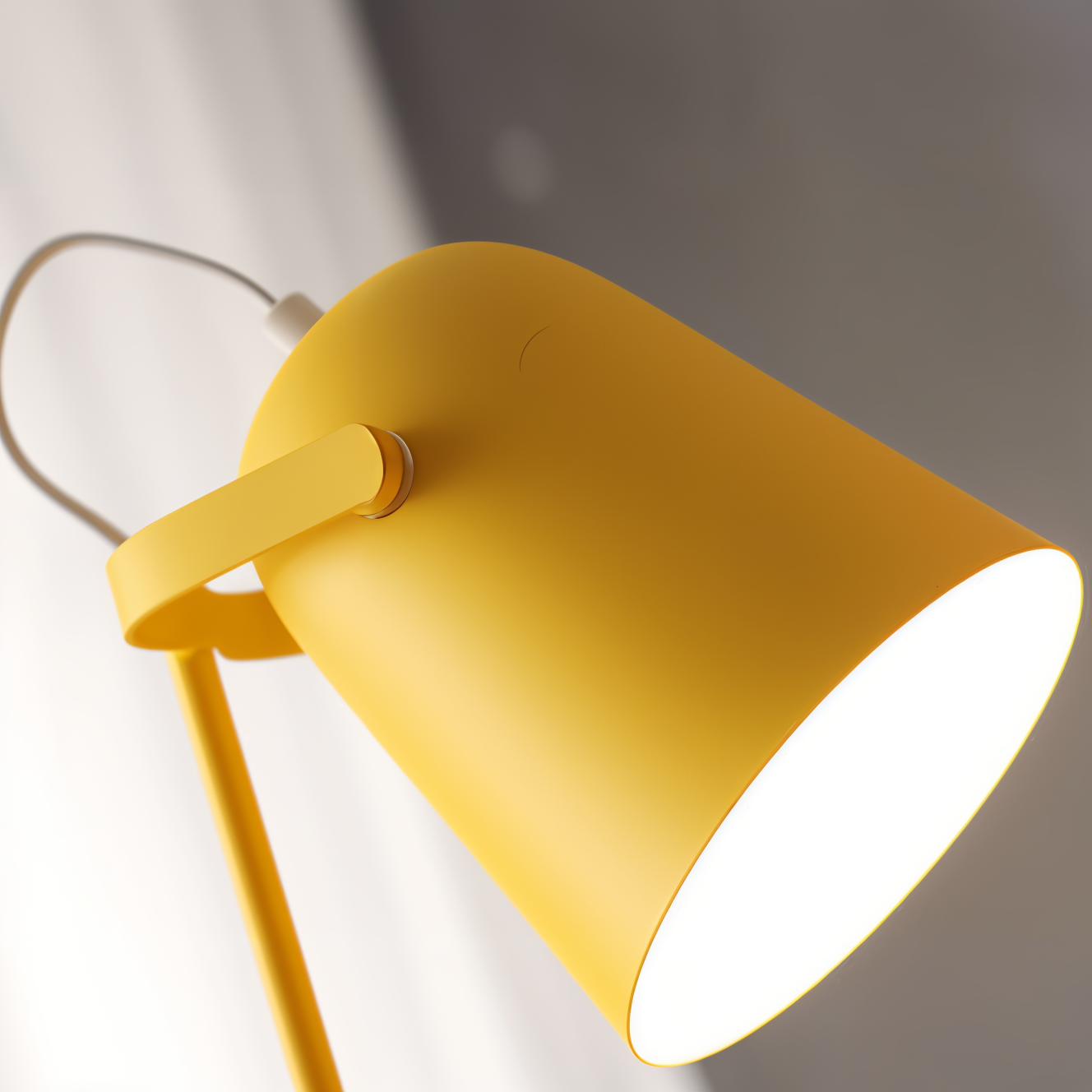 Rynx | Macaron Table Lamp - Scandinavian Yellow Desk Lamp