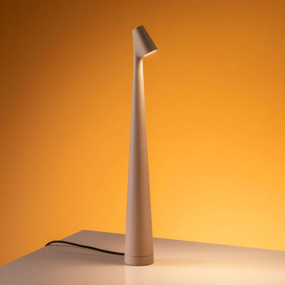 Rynx | Elegant LED Table Lamp - Wireless and Dimmable