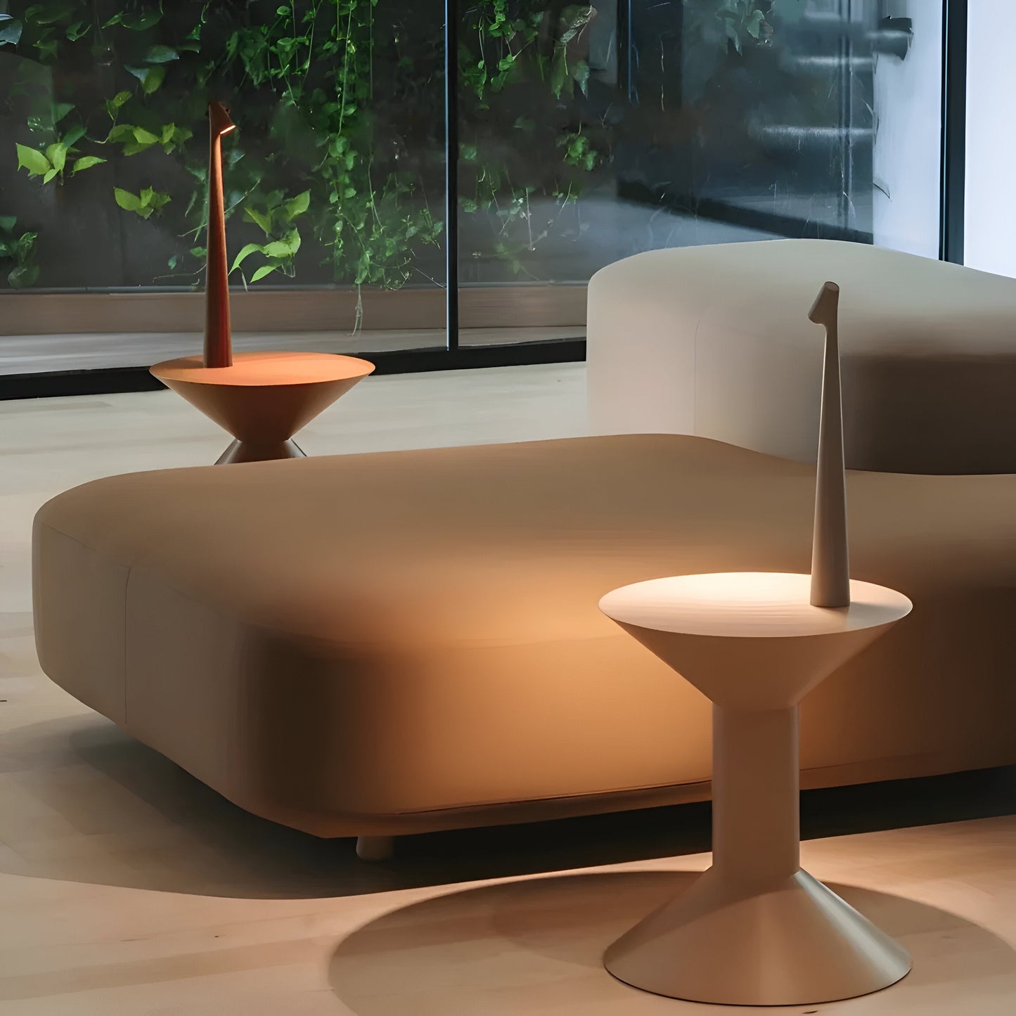 Rynx | Elegant LED Table Lamp - Wireless and Dimmable