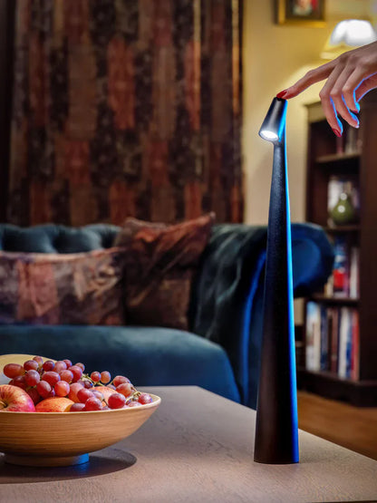 RYNX | Nordic Minimalistic Design Table Lamp – Wireless - Led - Versatile Usage