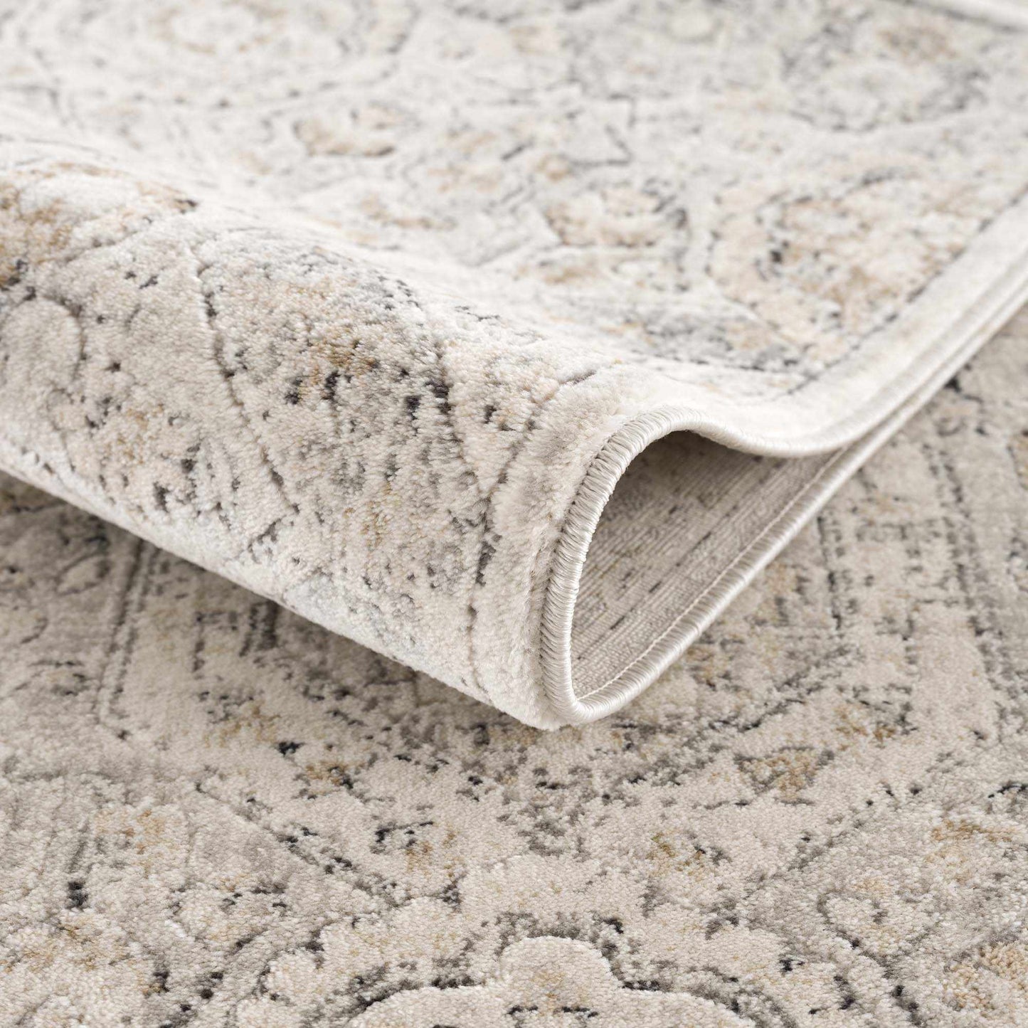 Rynx | Moroccan inspired carpet