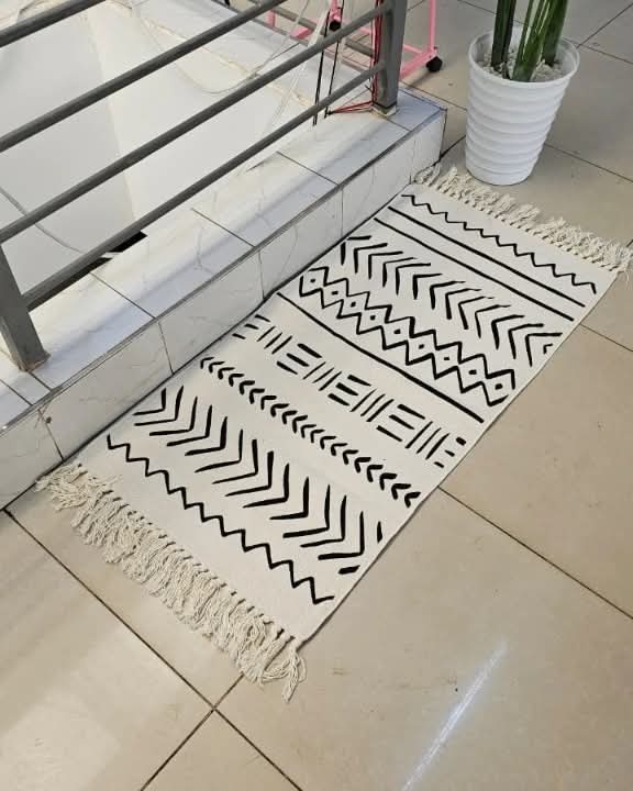 Rynx | Bohemian rugs with tassels
