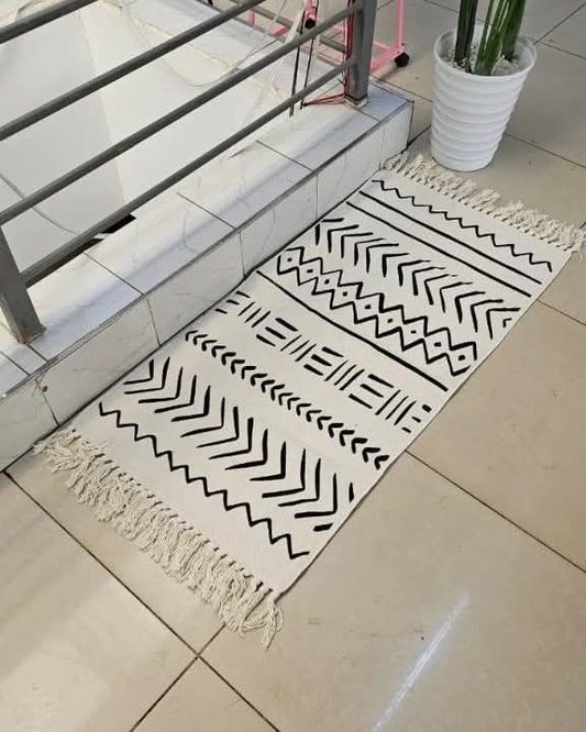 Rynx | Bohemian rugs with tassels