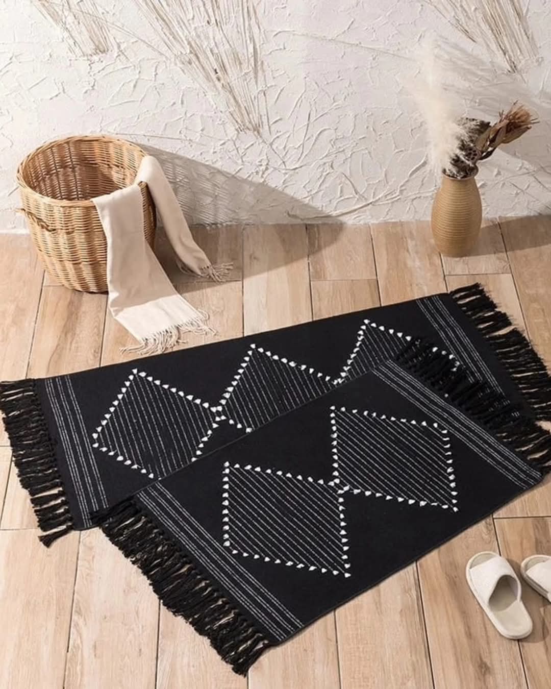 Rynx | Bohemian rugs with tassels