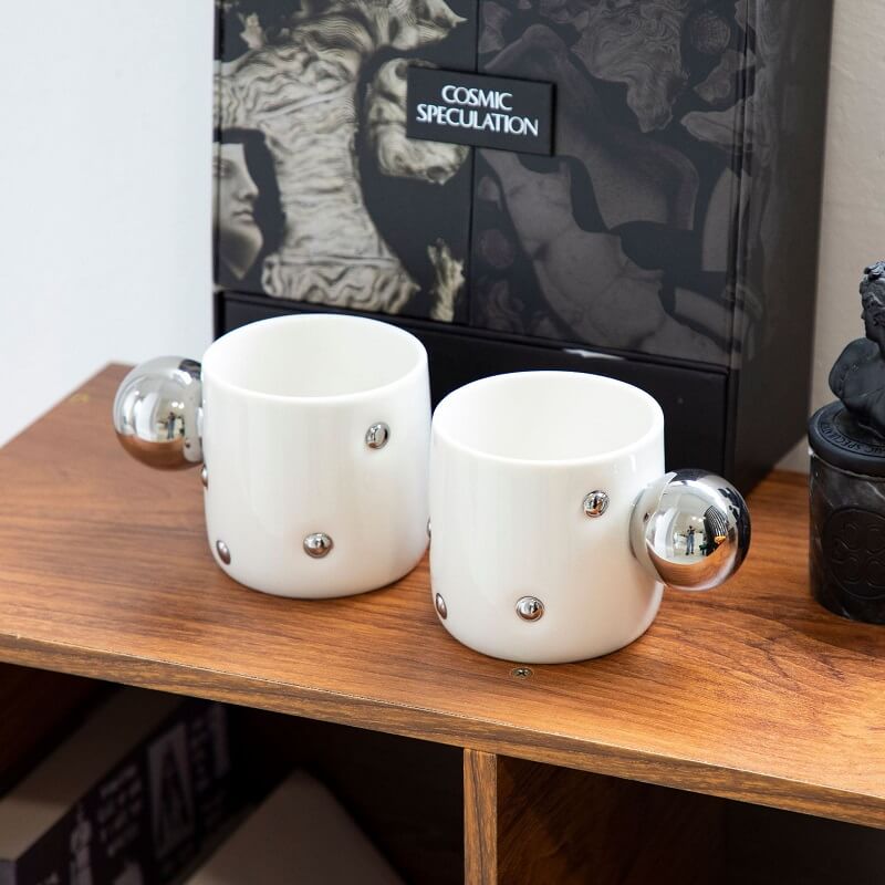 Rynx | Stylish polka dot mug