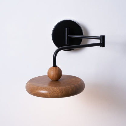 Rynx | Karlin Wall Light