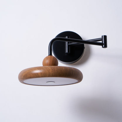 Rynx | Karlin Wall Light