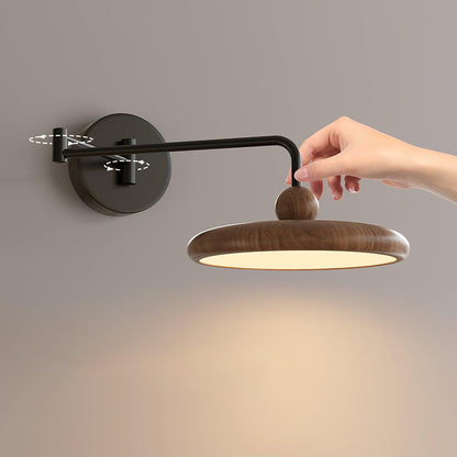 Rynx | Karlin Wall Light