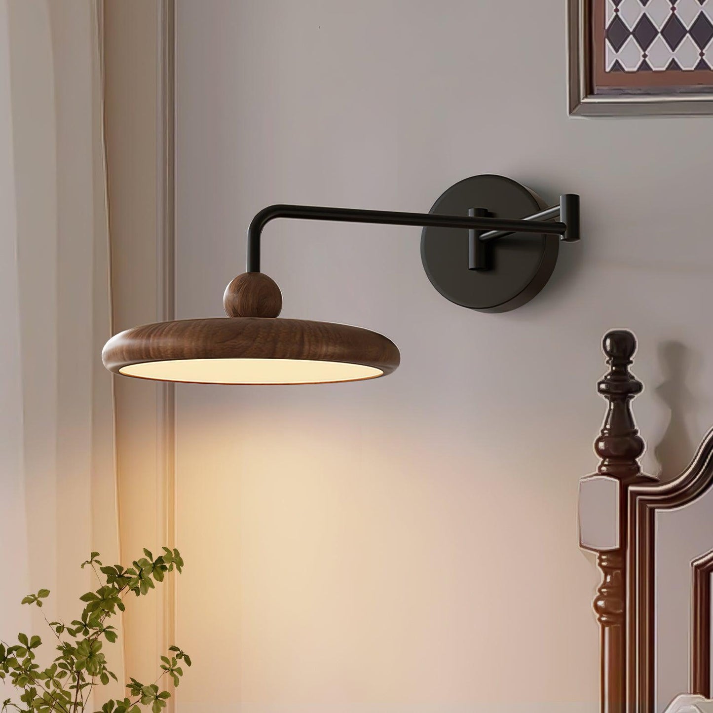 Rynx | Karlin Wall Light