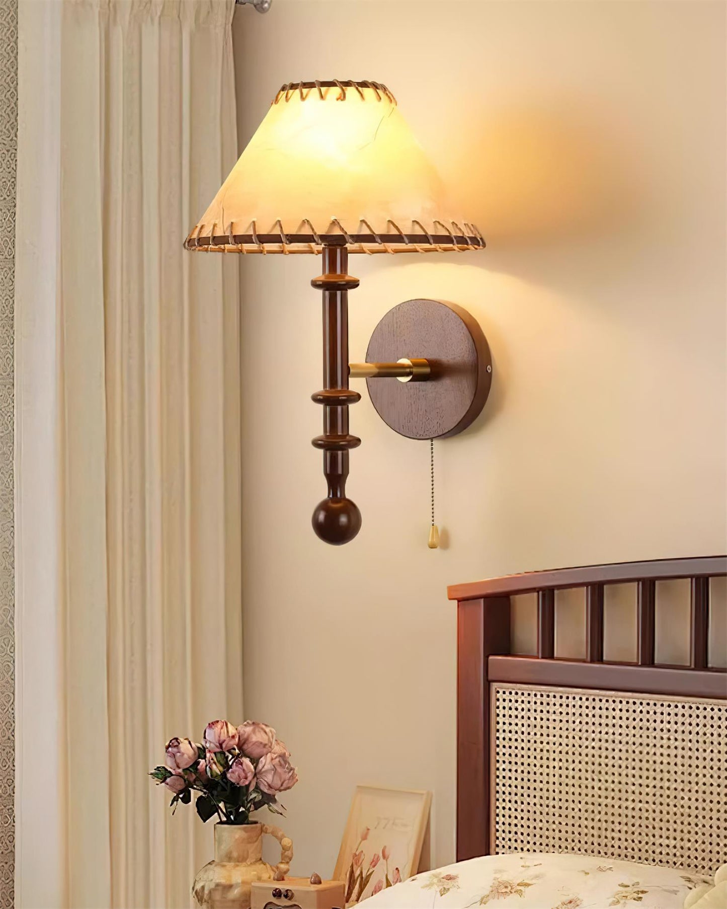 Rynx | Kibo Wood Wall Lamp