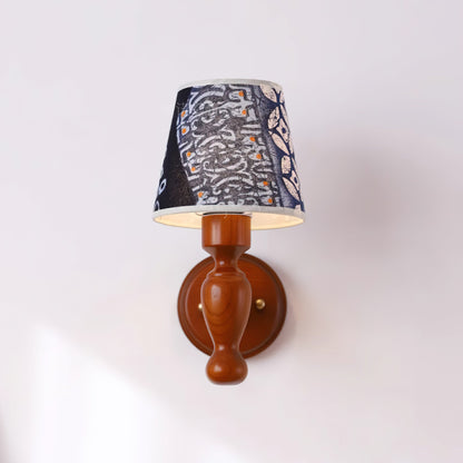 Rynx | Kuli Wood Wall Lamp