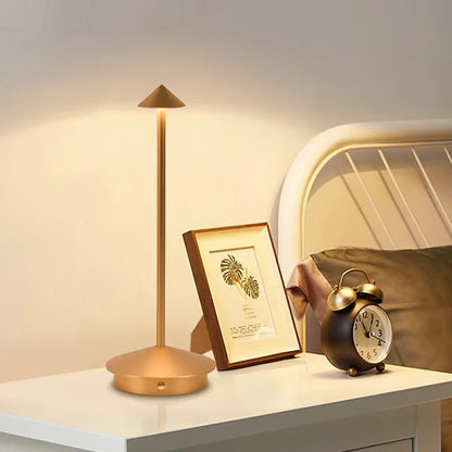 Rynx | LuxeLight - Modern Table Lamp with Touch Sensor