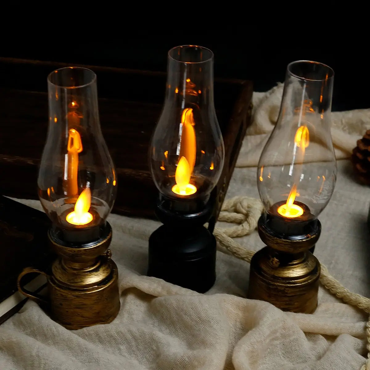 Rynx | LED Vintage Petroleum-Style Swing Candle Lamp