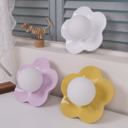 Rynx | La Fleur Plug In Wall Lamp