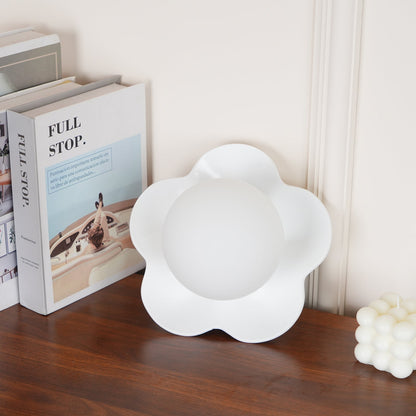Rynx | La Fleur Plug In Wall Lamp