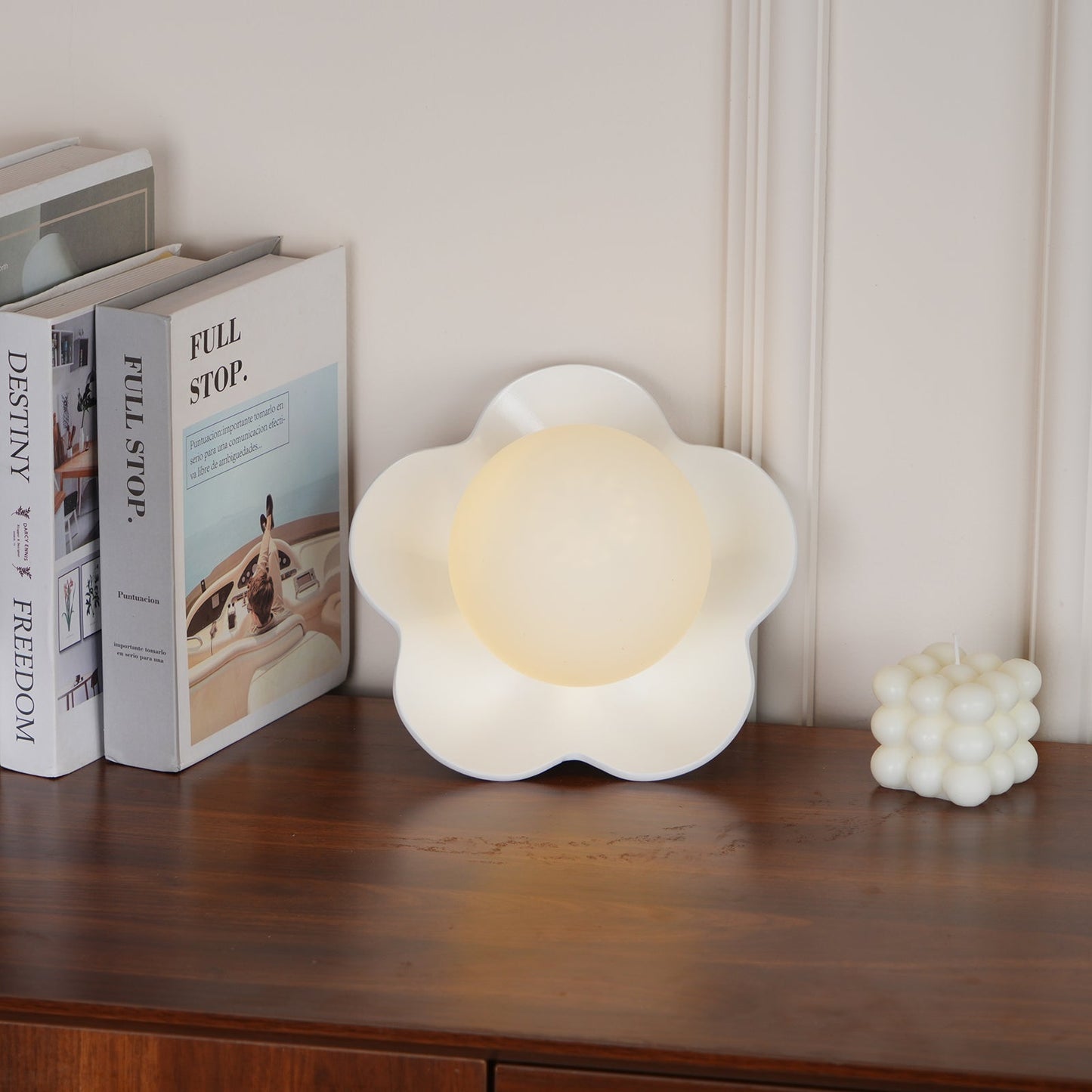 Rynx | La Fleur Plug In Wall Lamp
