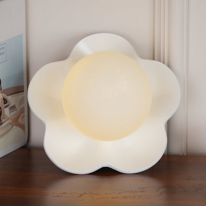 Rynx | La Fleur Plug In Wall Lamp