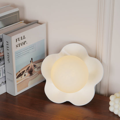 Rynx | La Fleur Plug In Wall Lamp
