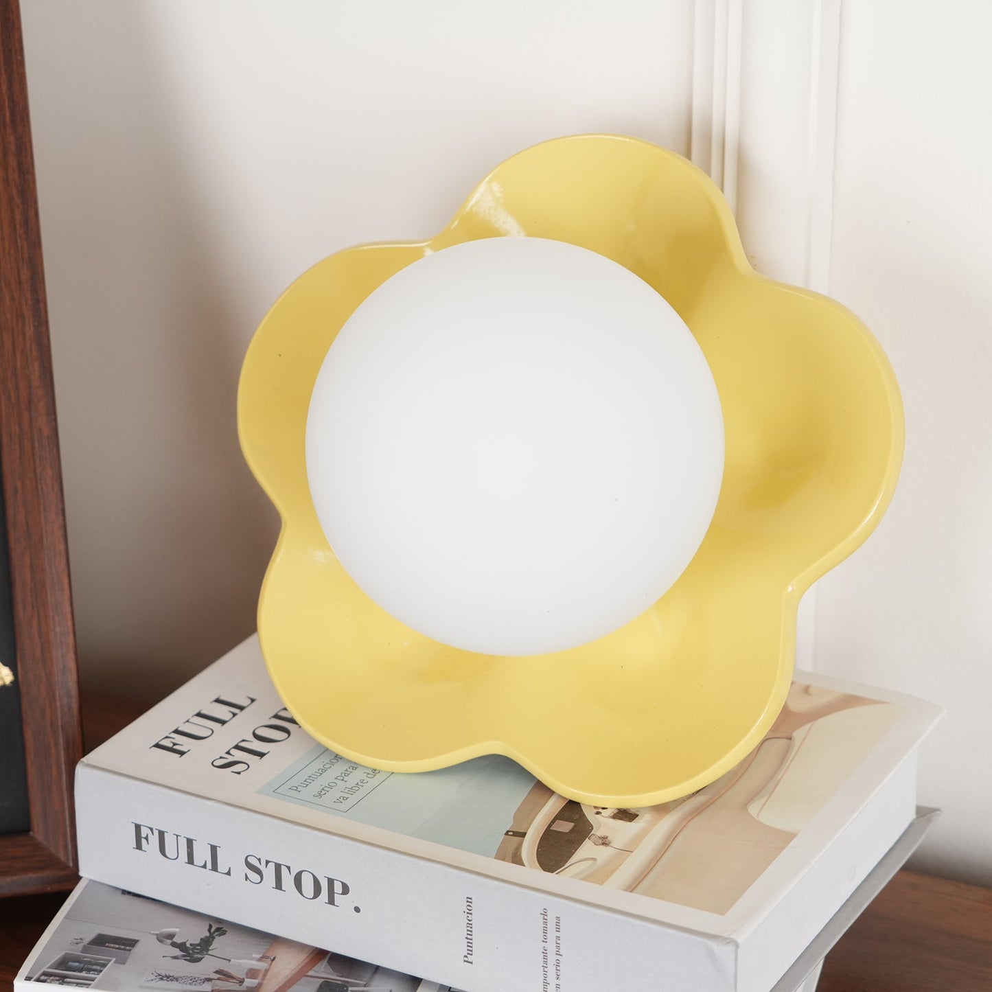 Rynx | La Fleur Plug In Wall Lamp