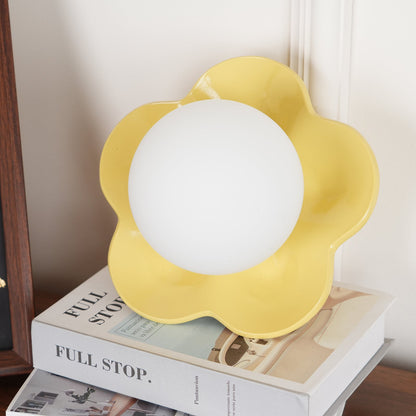 Rynx | La Fleur Plug In Wall Lamp