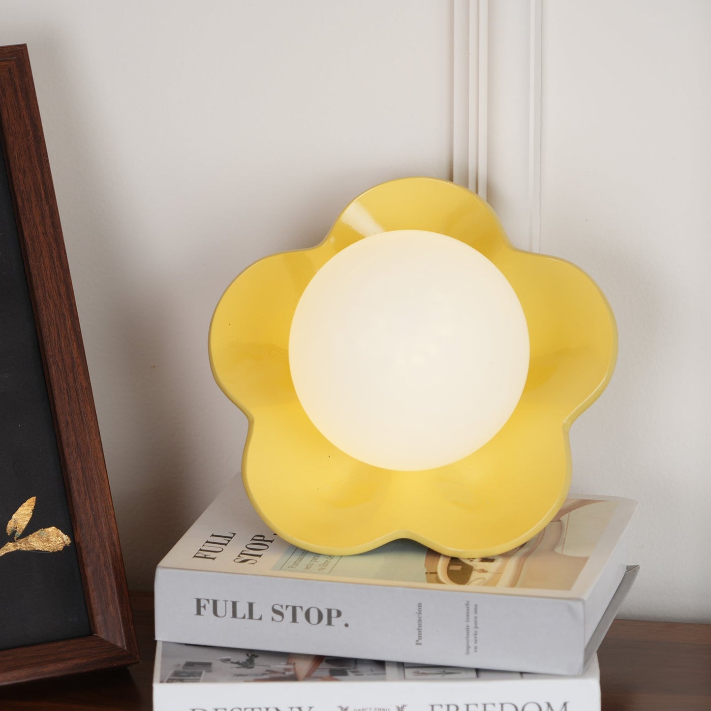 Rynx | La Fleur Plug In Wall Lamp