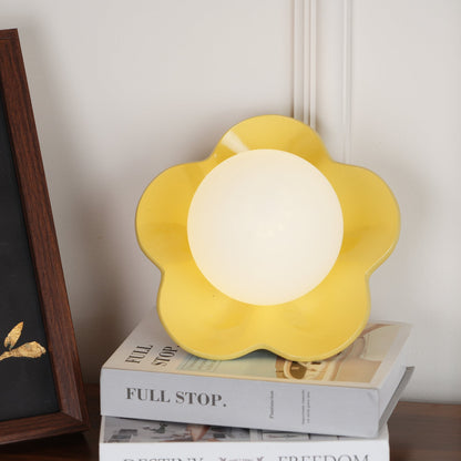 Rynx | La Fleur Plug In Wall Lamp