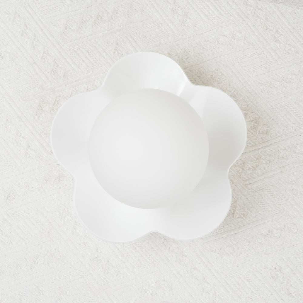 Rynx | La Fleur Plug In Wall Lamp