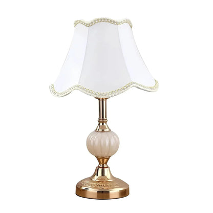 RYNX | Vintage Nordic Table - Retro And Modern Elegance