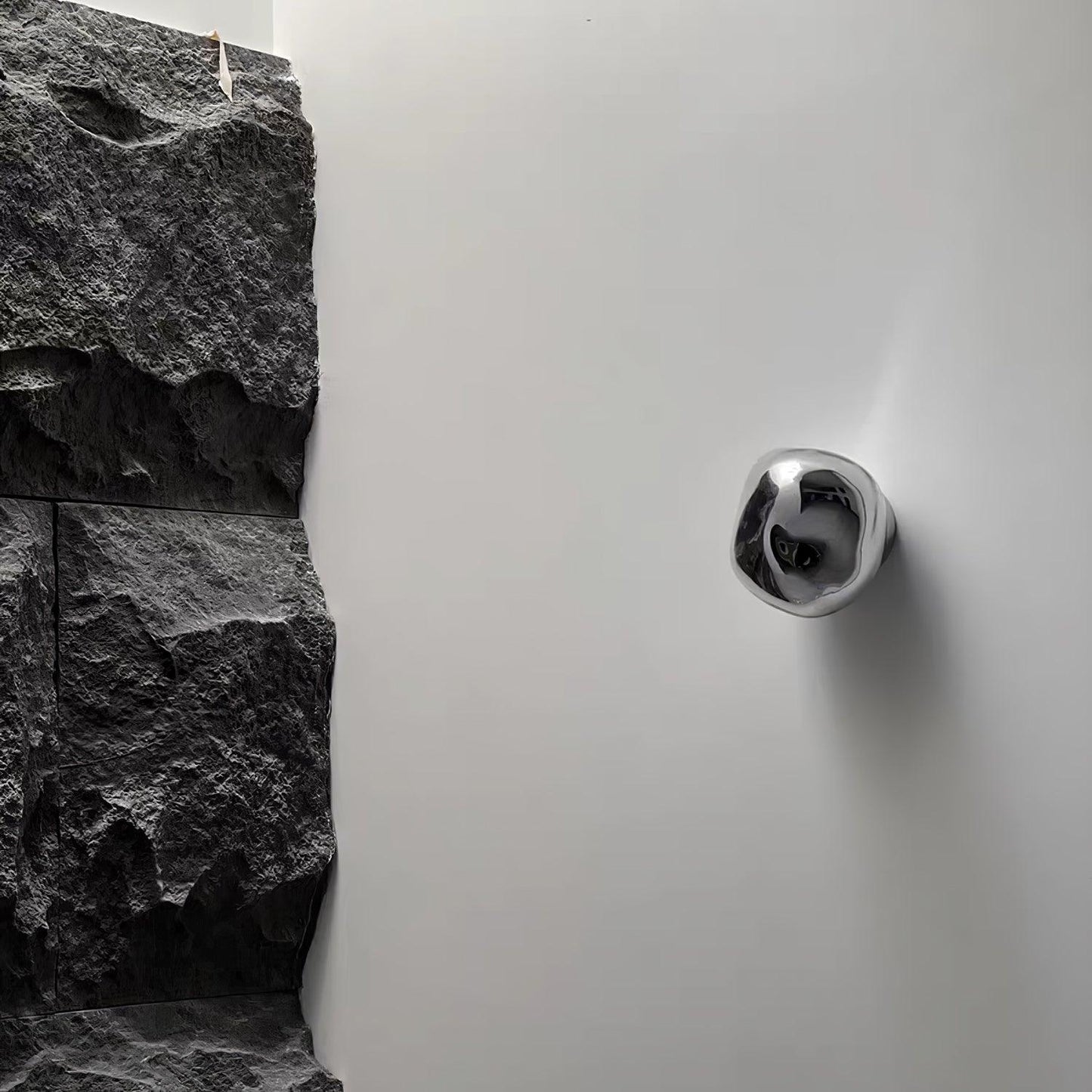 Rynx | Lava Wall Lamp