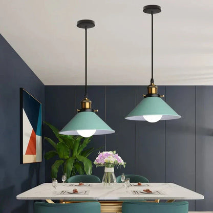 Rynx | Industrial Elegance - LED Horn Pendant lamp