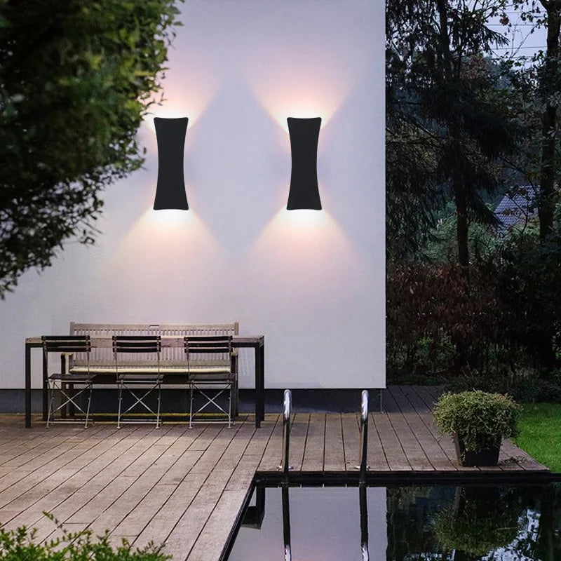 Rynx | UrbanGlow - Tight Outdoor Wall Lamps