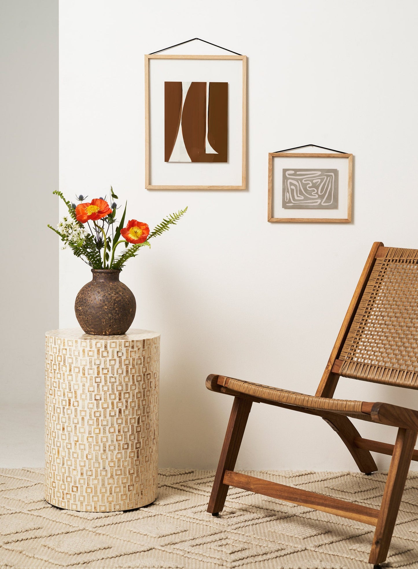 Rynx | Floating solid oak frame, 8x10 inches | 20x25 cm