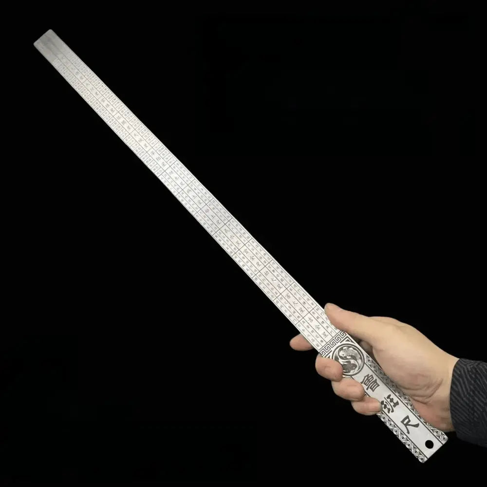 Rynx | Ruler made of hardened steel – used as an emergency tool
